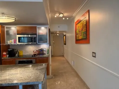 185 SW 7th Street Miami FL 33130