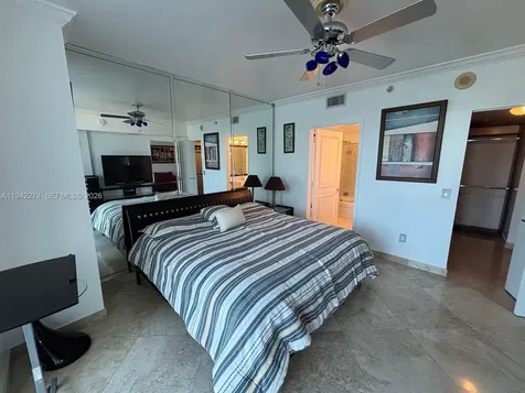 185 SW 7th Street Miami FL 33130
