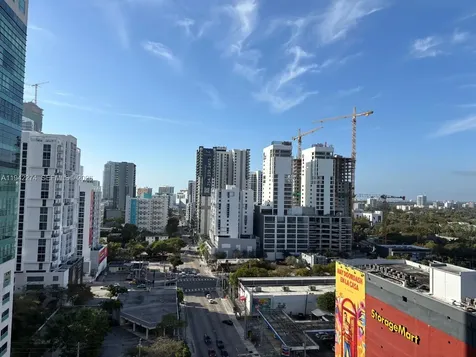 185 SW 7th Street Miami FL 33130