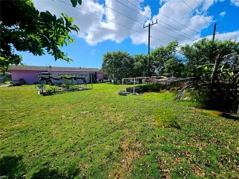 15600 SW 106th Avenue Miami FL 33157