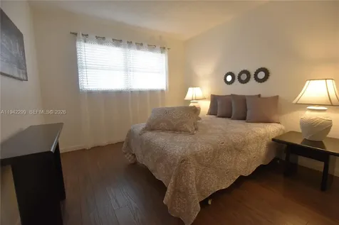 2852 Crosley Drive West West Palm Beach FL 33415