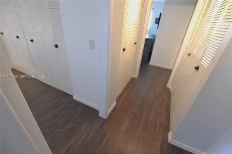 2852 Crosley Drive West West Palm Beach FL 33415