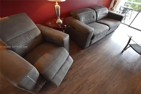 2852 Crosley Drive West West Palm Beach FL 33415