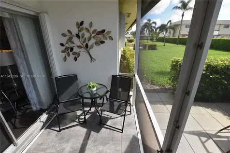 2852 Crosley Drive West West Palm Beach FL 33415