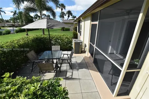 2852 Crosley Drive West West Palm Beach FL 33415