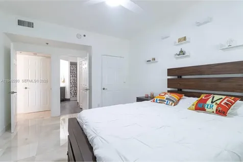 3165 NE 184th Street Aventura FL 33160