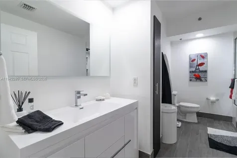 3165 NE 184th Street Aventura FL 33160