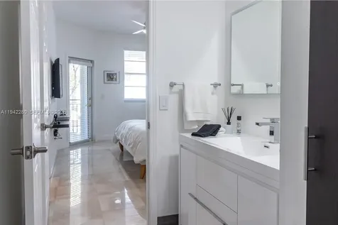 3165 NE 184th Street Aventura FL 33160
