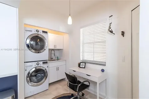 3165 NE 184th Street Aventura FL 33160