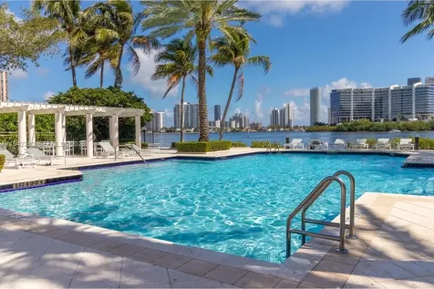3165 NE 184th Street Aventura FL 33160