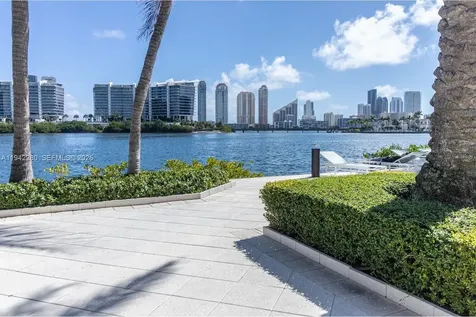 3165 NE 184th Street Aventura FL 33160