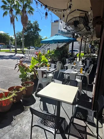 17010 #D W Dixie Highway North Miami Beach FL 33160