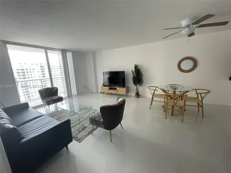 1200 Brickell Bay Drive Miami FL 33131