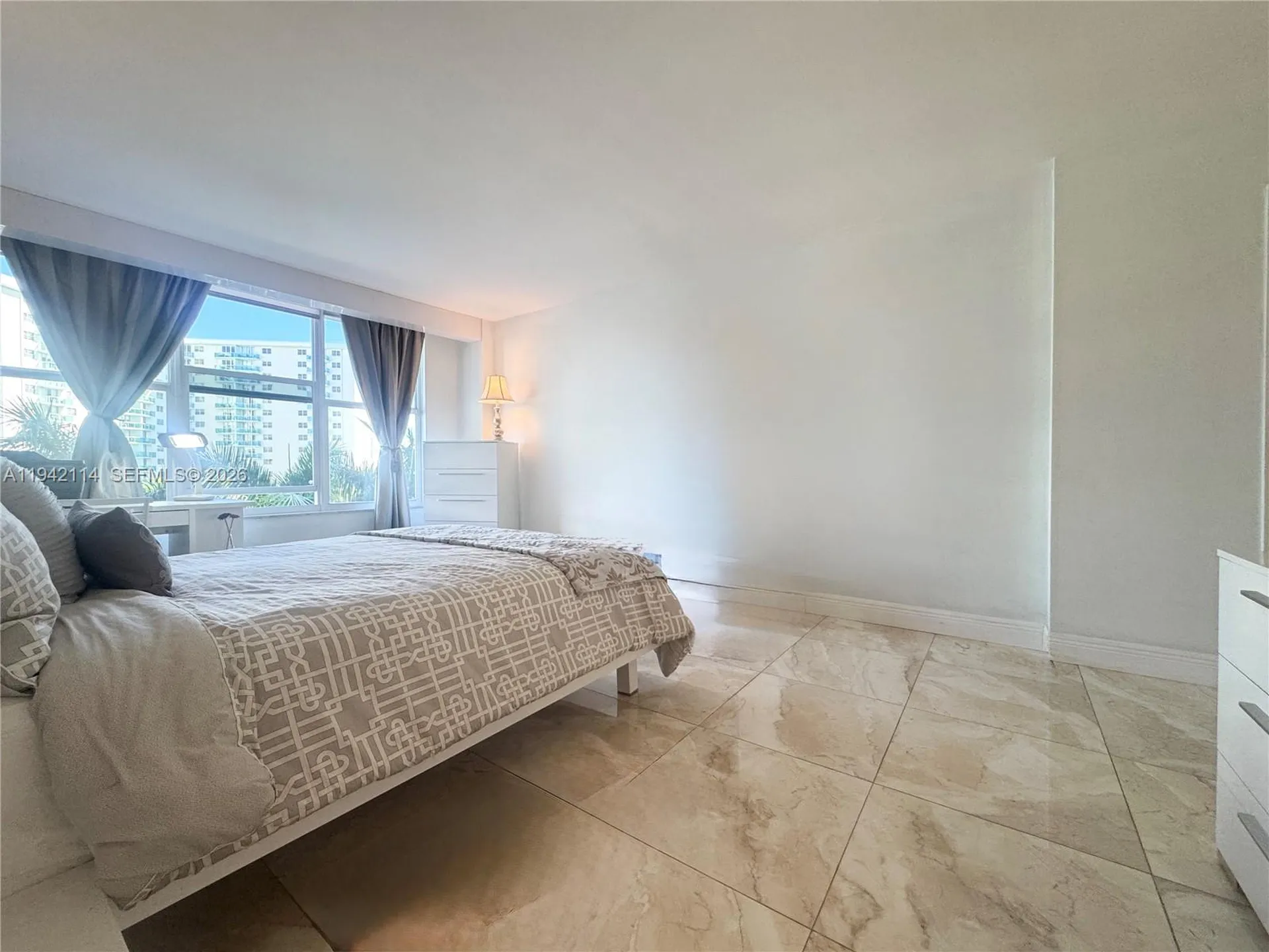 3800 S Ocean Drive Hollywood FL 33019