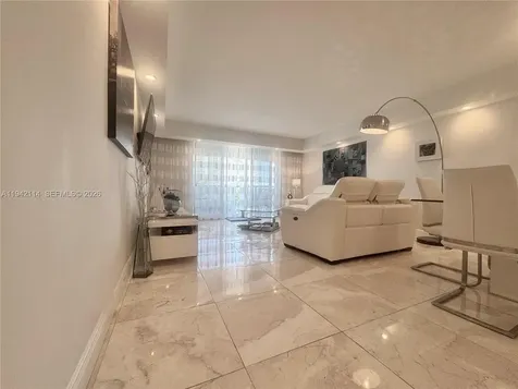 3800 S Ocean Drive Hollywood FL 33019
