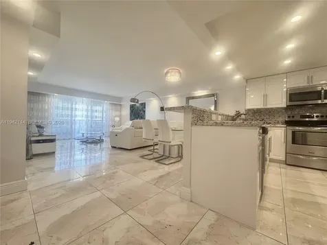 3800 S Ocean Drive Hollywood FL 33019