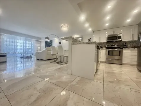3800 S Ocean Drive Hollywood FL 33019