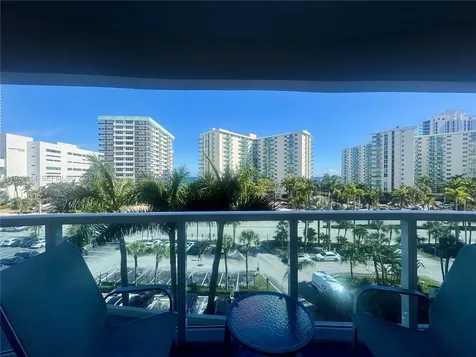 3800 S Ocean Drive Hollywood FL 33019