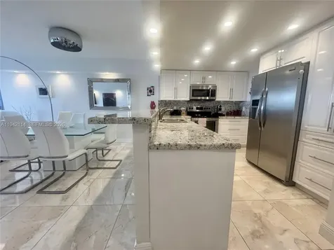 3800 S Ocean Drive Hollywood FL 33019