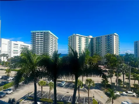 3800 S Ocean Drive Hollywood FL 33019