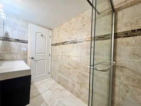 3800 S Ocean Drive Hollywood FL 33019