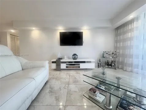 3800 S Ocean Drive Hollywood FL 33019