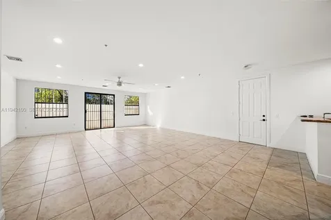 1730 Thomas Street Hollywood FL 33020