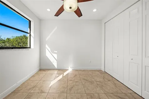 1730 Thomas Street Hollywood FL 33020