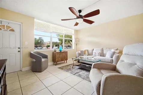 9121 Sunrise Lakes Boulevard Sunrise FL 33322