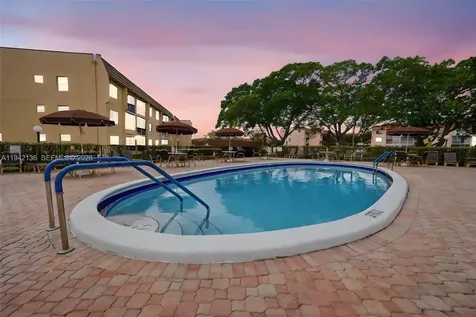 9121 Sunrise Lakes Boulevard Sunrise FL 33322