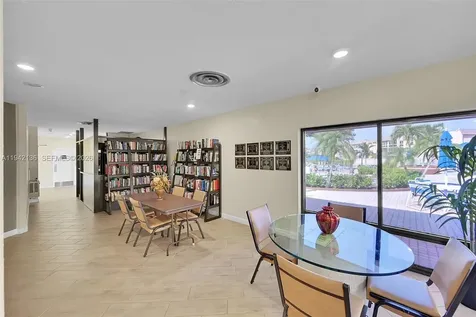 9121 Sunrise Lakes Boulevard Sunrise FL 33322