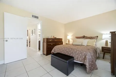9121 Sunrise Lakes Boulevard Sunrise FL 33322