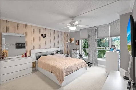 3600 Mystic Pointe Drive Aventura FL 33180