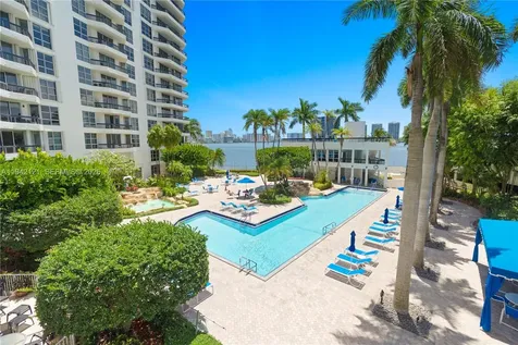 3600 Mystic Pointe Drive Aventura FL 33180