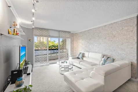 3600 Mystic Pointe Drive Aventura FL 33180