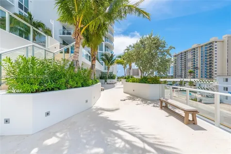 401 N Birch Road Fort Lauderdale FL 33304