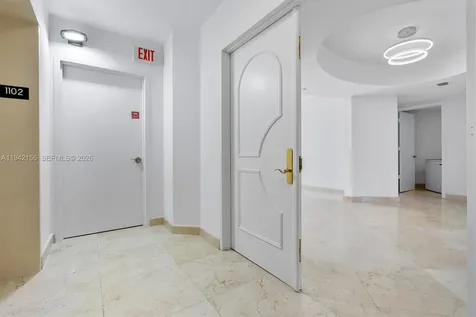 19111 Collins Avenue Sunny Isles Beach FL 33160
