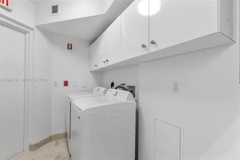 19111 Collins Avenue Sunny Isles Beach FL 33160