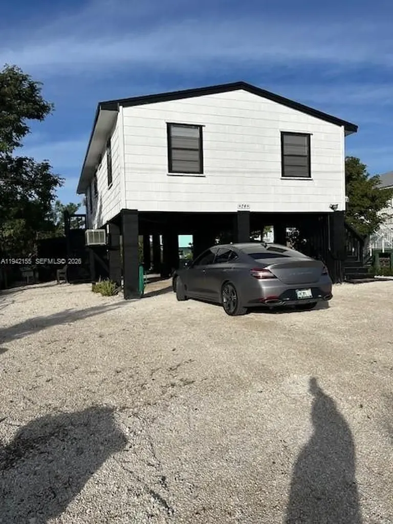 74 Pelican Lane Big Pine FL 33043