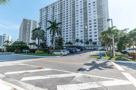 500 Bayview Drive Sunny Isles Beach FL 33160