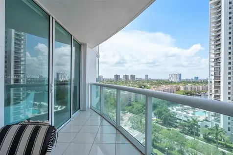 19400 Turnberry Way Aventura FL 33180