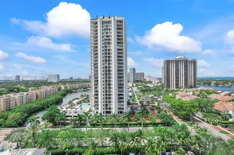 19400 Turnberry Way Aventura FL 33180