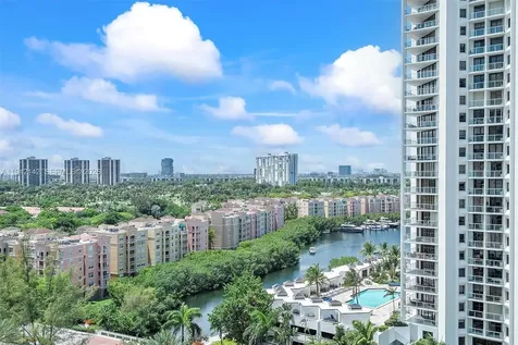 19400 Turnberry Way Aventura FL 33180