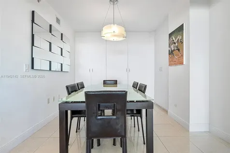 19400 Turnberry Way Aventura FL 33180