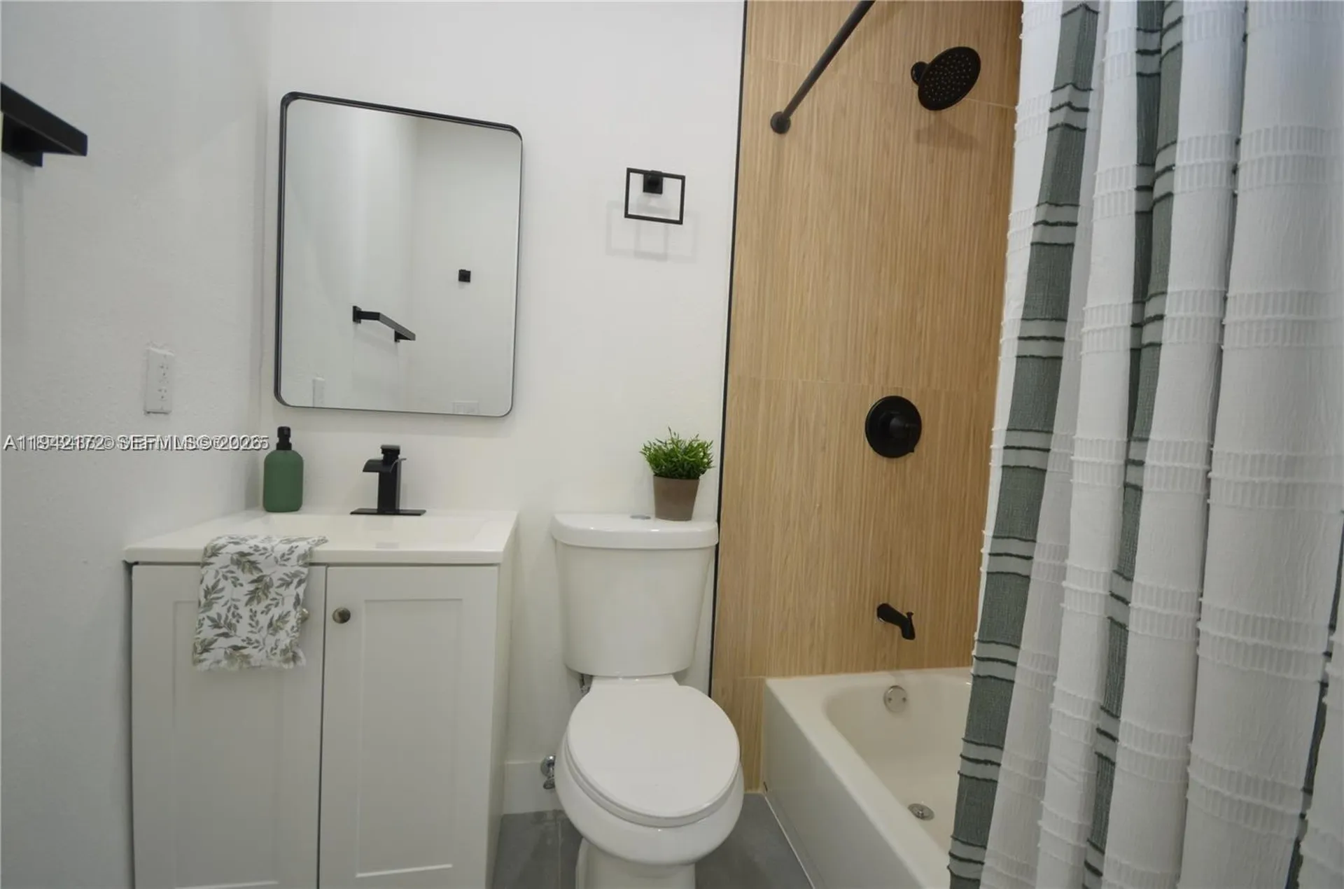 1613 NW 12th Street Fort Lauderdale FL 33311