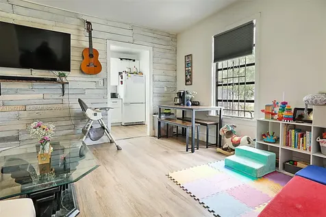 3021 Avenue J Riviera Beach FL 33404