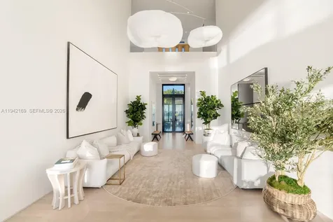 33 E Dilido Drive Miami Beach FL 33139