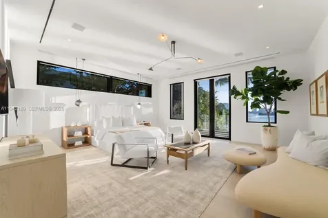 33 E Dilido Drive Miami Beach FL 33139
