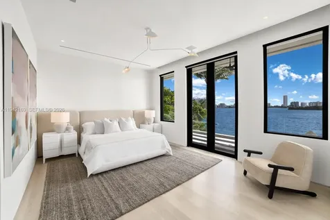 33 E Dilido Drive Miami Beach FL 33139