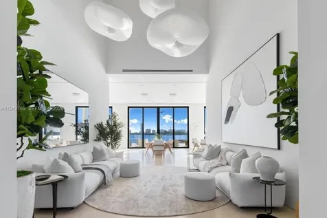 33 E Dilido Drive Miami Beach FL 33139
